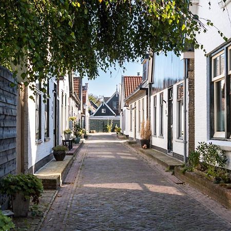 Jagershuistexel Bed and Breakfast Oosterend  Buitenkant foto