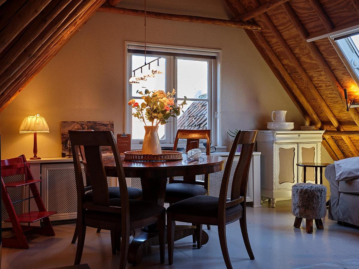 Jagershuistexel Bed and Breakfast Oosterend  Buitenkant foto